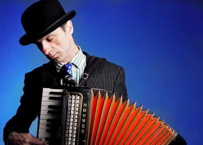 Cafe Maestro Solo Accordion Player