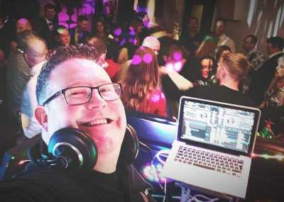 DJ Maxi Listing